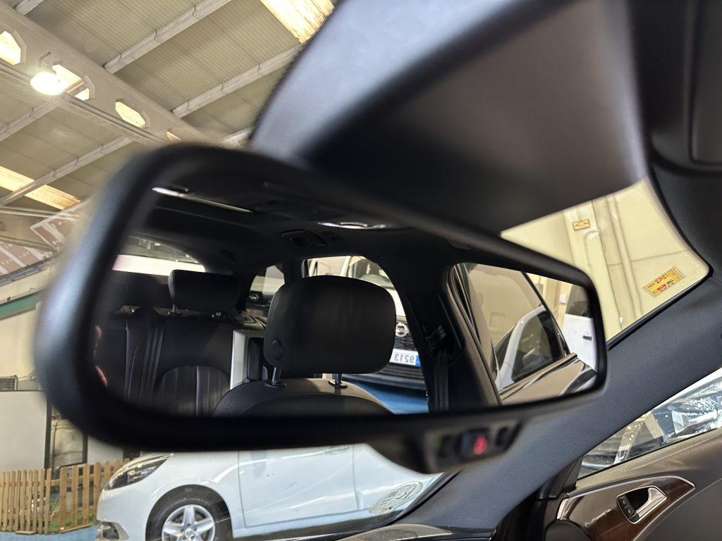 AUDI A6 2.0TDI ULTRA 190CV STRONIC-7 AVANT SLINE + TECHO FULL EQUIPE / AZUL FIRMAMENTO - foto 8