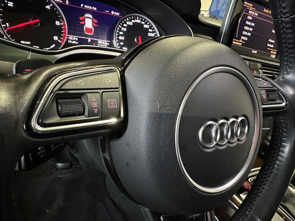 AUDI A6 2.0TDI ULTRA 190CV STRONIC-7 AVANT SLINE + TECHO FULL EQUIPE / AZUL FIRMAMENTO - foto 18