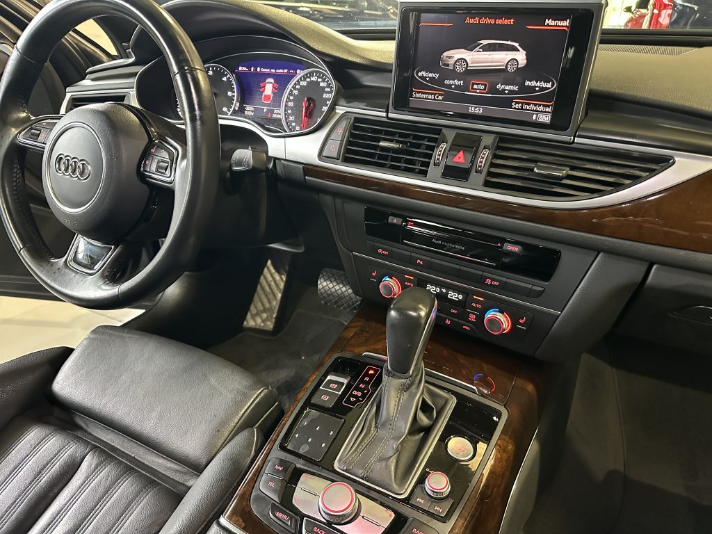 AUDI A6 2.0TDI ULTRA 190CV STRONIC-7 AVANT SLINE + TECHO FULL EQUIPE / AZUL FIRMAMENTO - foto 20