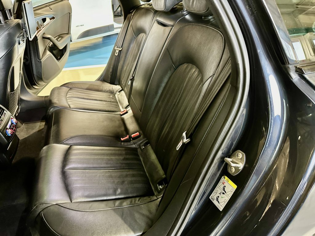 AUDI A6 2.0TDI ULTRA 190CV STRONIC-7 AVANT SLINE + TECHO FULL EQUIPE / AZUL FIRMAMENTO - foto 43