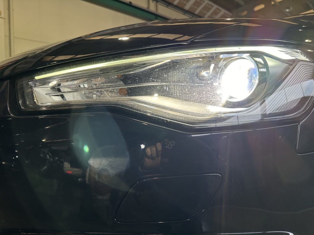 AUDI A6 2.0TDI ULTRA 190CV STRONIC-7 AVANT SLINE + TECHO FULL EQUIPE / AZUL FIRMAMENTO - foto 55