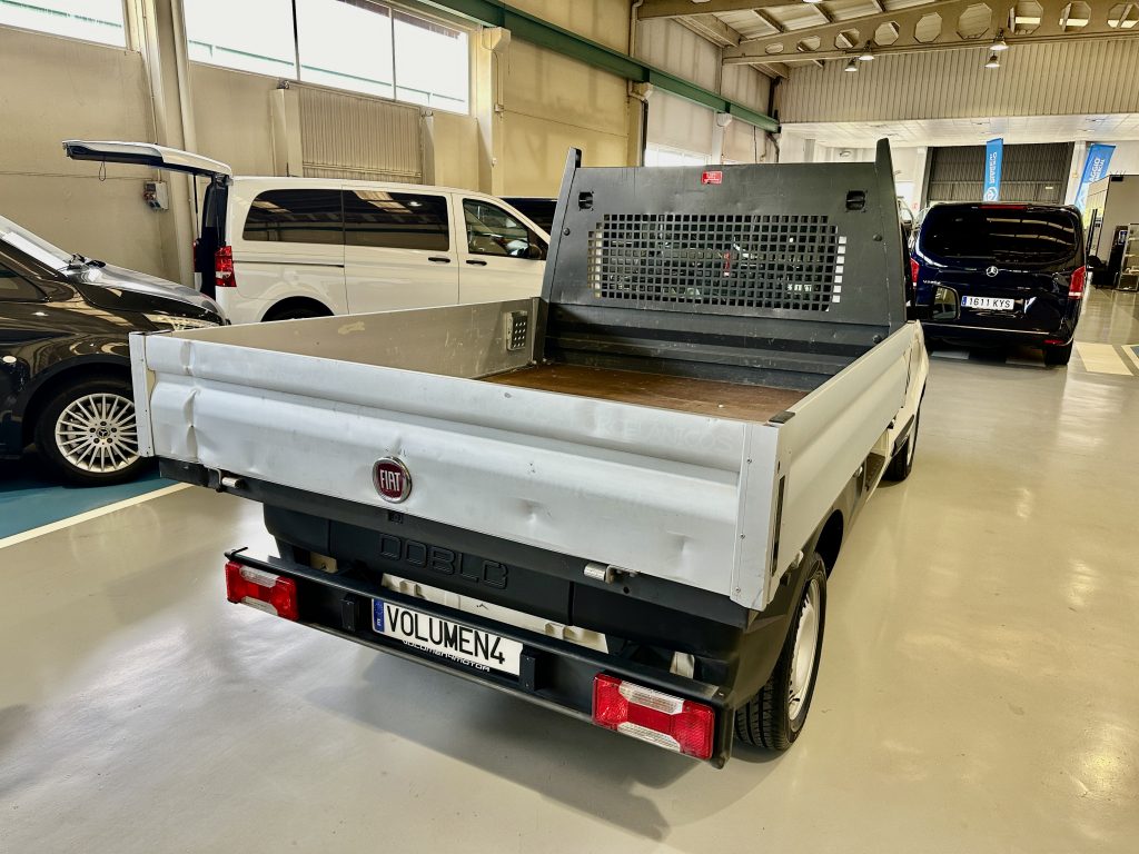FIAT DOBLO 1.6 MTJ 105CV WORK UP MAXI 3 PL. PICKUP + EXTRAS / CARGA UT. 930KG - foto 8