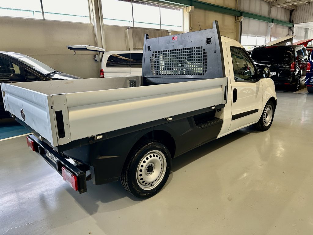 FIAT DOBLO 1.6 MTJ 105CV WORK UP MAXI 3 PL. PICKUP + EXTRAS / CARGA UT. 930KG - foto 10