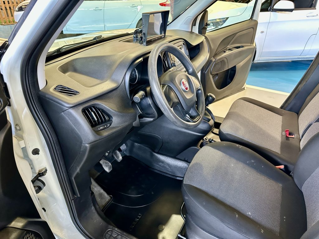 FIAT DOBLO 1.6 MTJ 105CV WORK UP MAXI 3 PL. PICKUP + EXTRAS / CARGA UT. 930KG - foto 32
