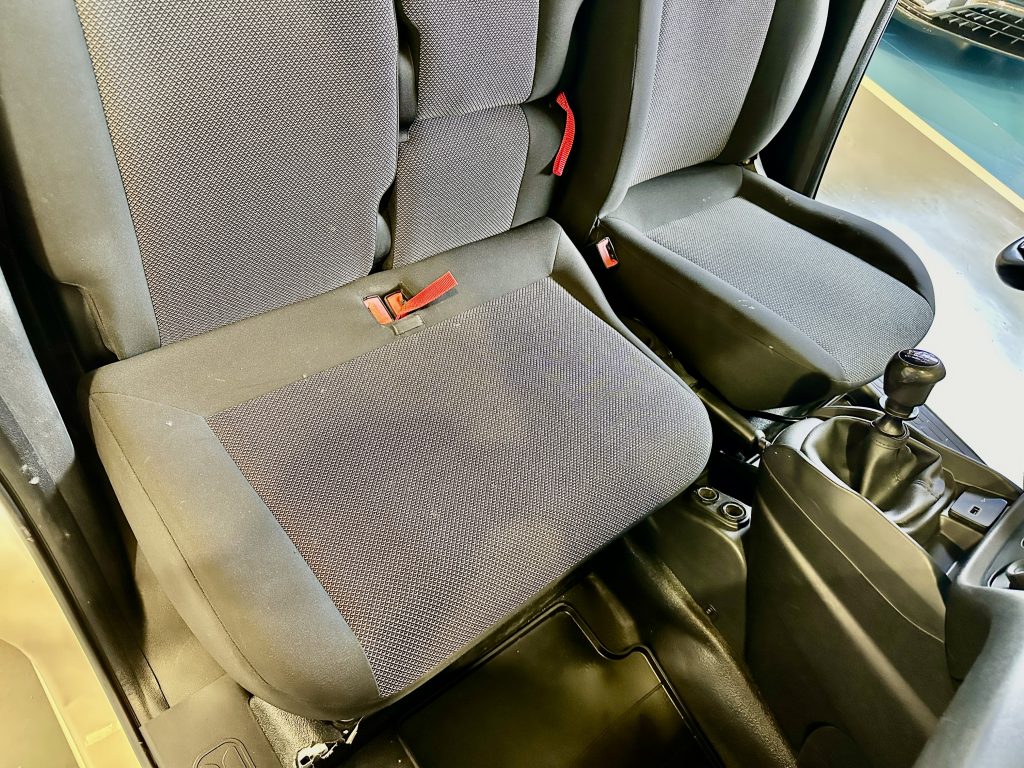 FIAT DOBLO 1.6 MTJ 105CV WORK UP MAXI 3 PL. PICKUP + EXTRAS / CARGA UT. 930KG - foto 42
