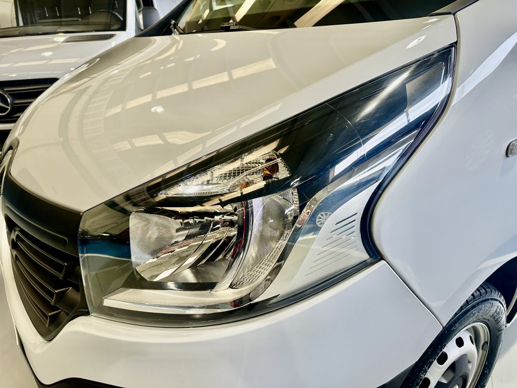 RENAULT TRAFFIC 1.6BLUEDCI 120CV FURGON L1H1 ENERGY FWD 2.7T / CARGA UTIL 1.150 KG - foto 13