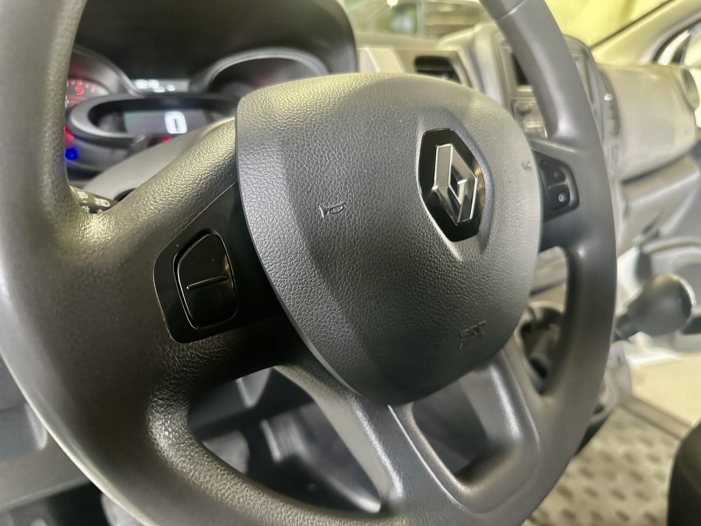 RENAULT TRAFFIC 1.6BLUEDCI 120CV FURGON L1H1 ENERGY FWD 2.7T / CARGA UTIL 1.150 KG - foto 25