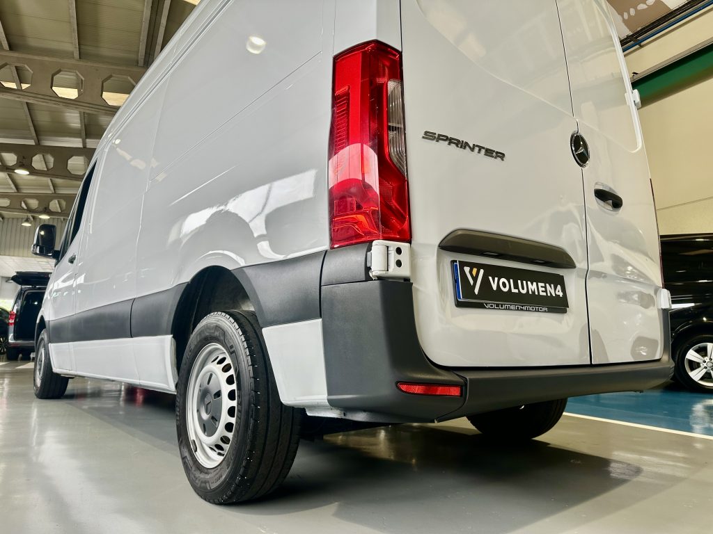 MERCEDES BENZ SPRINTER 314CDI 2.2CDI 143CV FWD FG MEDIO TECHO ELEV 11.3m PANEL + EXTRAS / 3.500 KG - foto 11