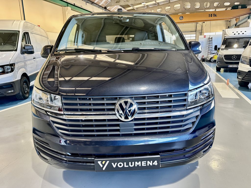 VW CARAVELLE 2.0TDI BMT 150CV T6.1 DSG ORIGIN 8 PL. CORTA SEMINUEVA + EXTRAS / AZUL STARLIGHT - foto 2