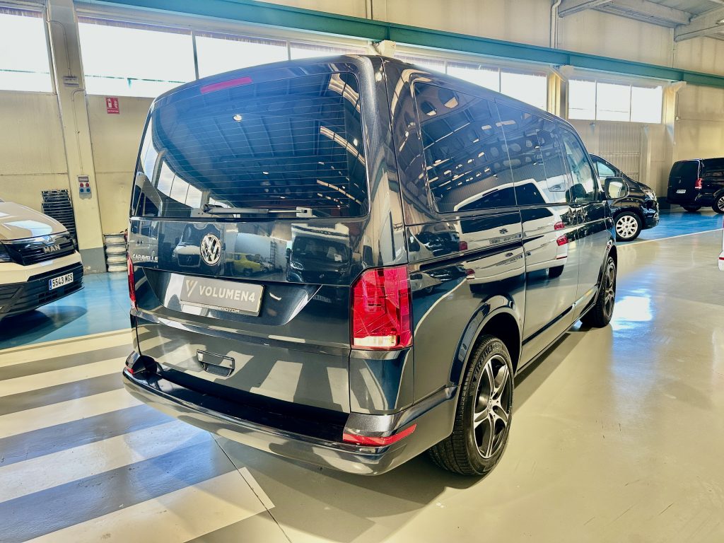 VW CARAVELLE 2.0TDI BMT 150CV T6.1 DSG ORIGIN 8 PL. CORTA SEMINUEVA + EXTRAS / AZUL STARLIGHT - foto 5