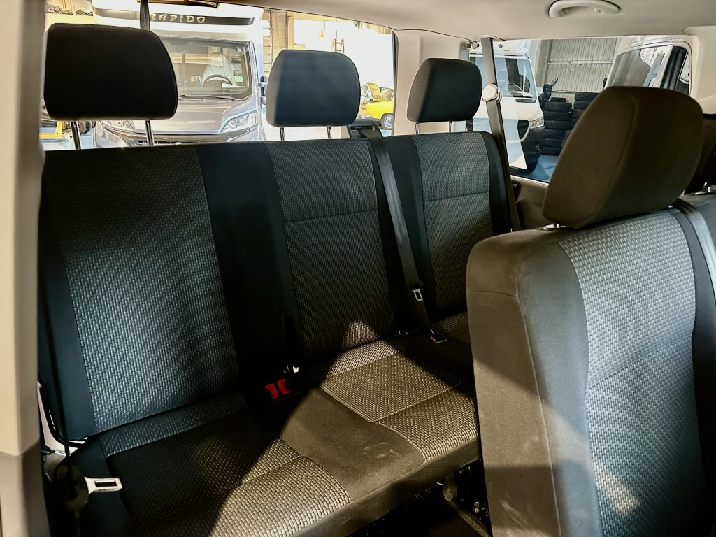 VW CARAVELLE 2.0TDI BMT 150CV T6.1 DSG ORIGIN 8 PL. CORTA SEMINUEVA + EXTRAS / AZUL STARLIGHT - foto 30