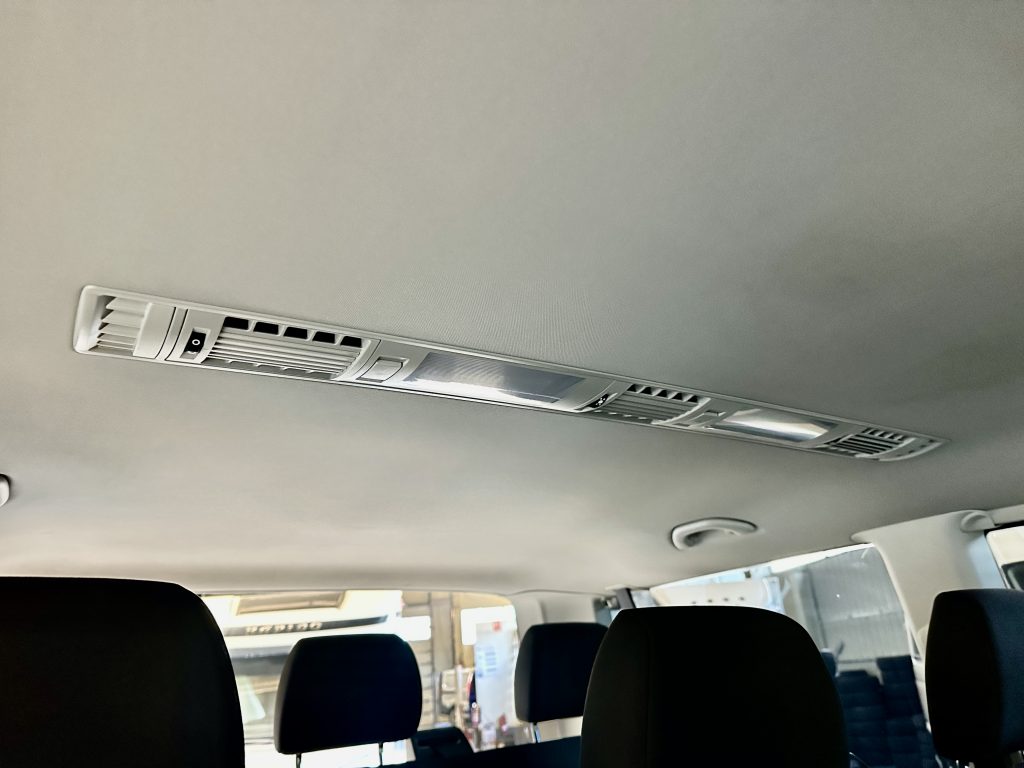 VW CARAVELLE 2.0TDI BMT 150CV T6.1 DSG ORIGIN 8 PL. CORTA SEMINUEVA + EXTRAS / AZUL STARLIGHT - foto 32