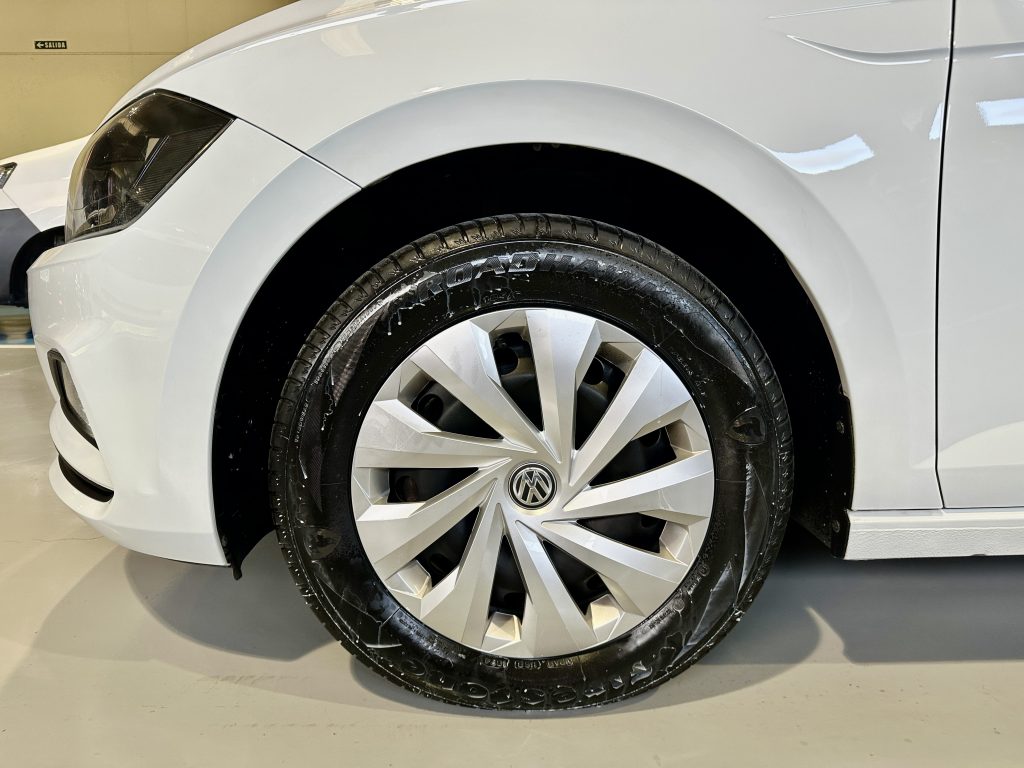 VW POLO 1.0TSI 70KW 95CV ADVANCE 5 PTAS. + EXTRAS / VARIOS EN STOCK - foto 28
