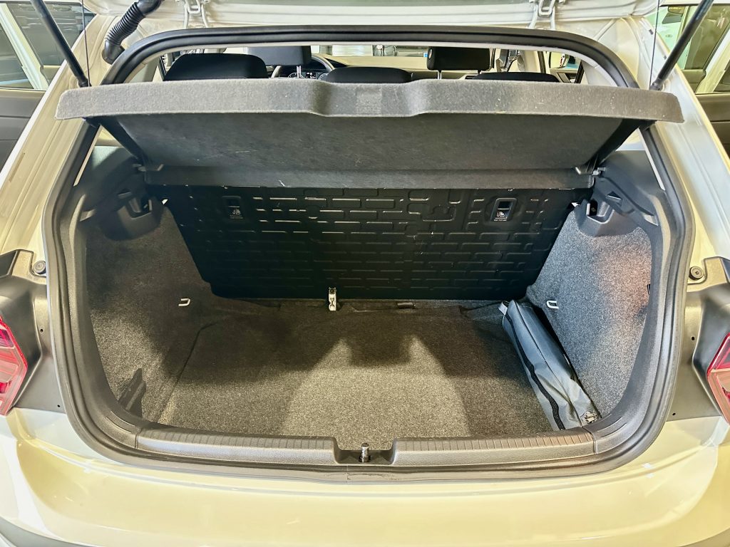 VW POLO 1.0TSI 70KW 95CV ADVANCE 5 PTAS. + EXTRAS / VARIOS EN STOCK - foto 32
