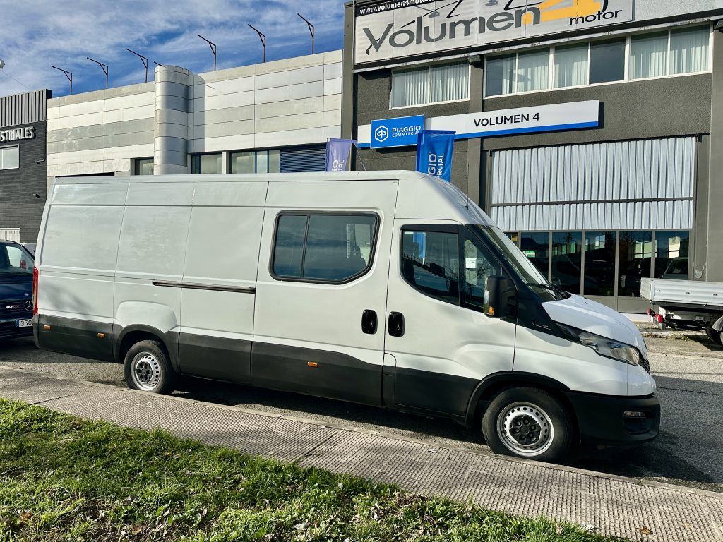 IVECO DAILY 35S14 H 2.3D 136CV FG MIXTA 6PL EXTRALARGA 16m3 T. ELEV. RWD 4.100 D.EJ. / 3.500KG - foto 1