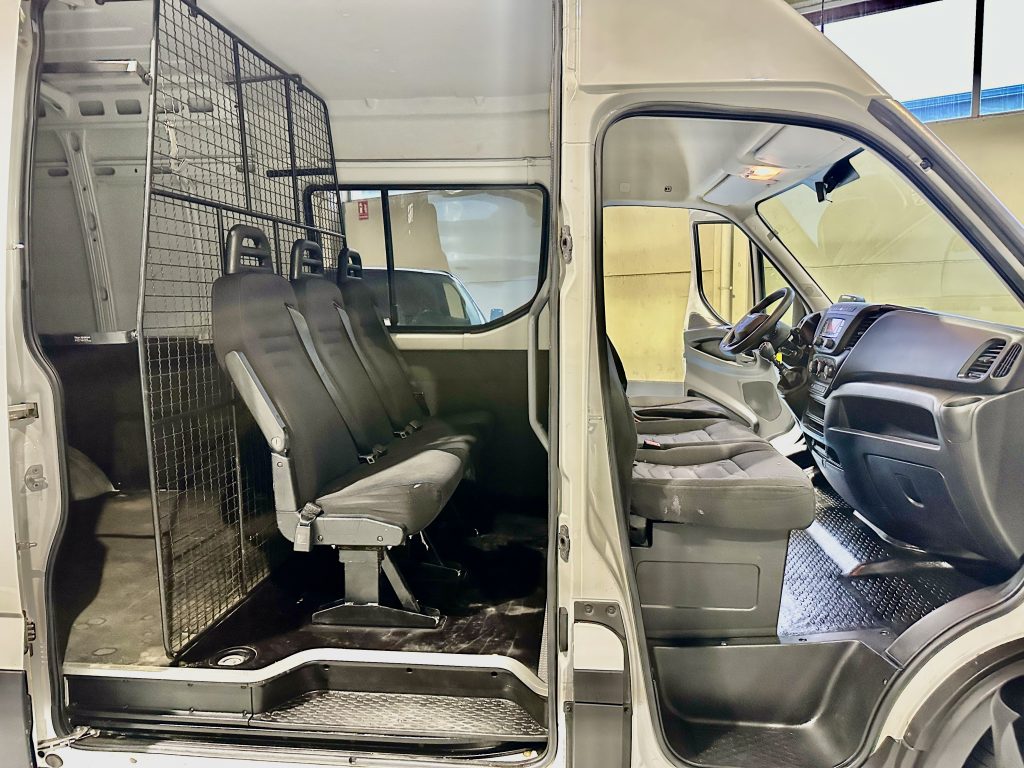 IVECO DAILY 35S14 H 2.3D 136CV FG MIXTA 6PL EXTRALARGA 16m3 T. ELEV. RWD 4.100 D.EJ. / 3.500KG - foto 28