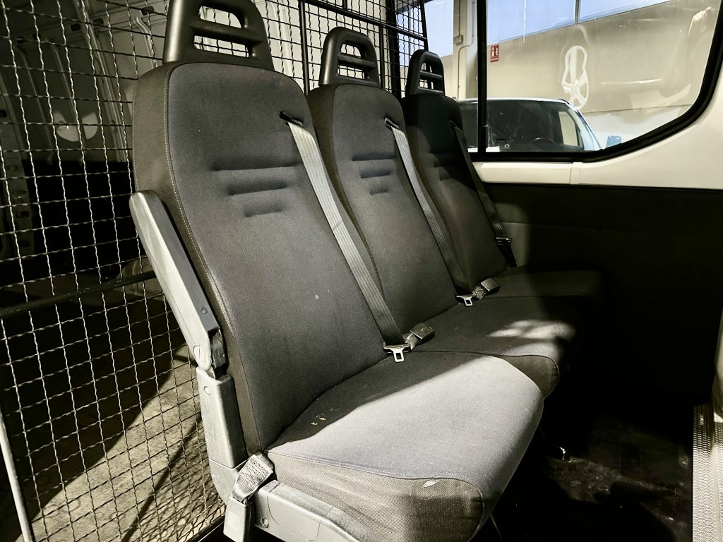 IVECO DAILY 35S14 H 2.3D 136CV FG MIXTA 6PL EXTRALARGA 16m3 T. ELEV. RWD 4.100 D.EJ. / 3.500KG - foto 33