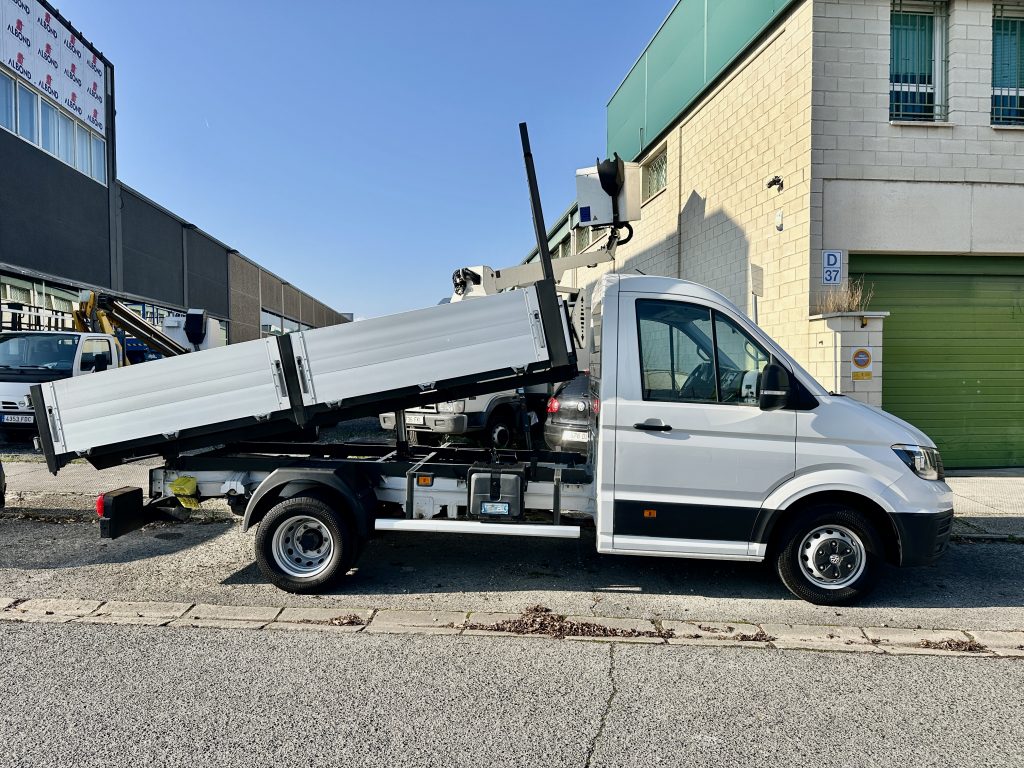 VW CRAFTER 2.0TDI BMT 122CV M6 C/C CHASIS L3 3.640 D.EJES RWD CAJA AB BASCULANTE 3,90 x 2,10 + EXTRAS / 3.500KG - foto 2