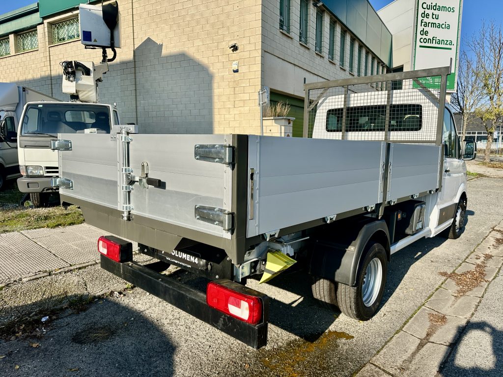 VW CRAFTER 2.0TDI BMT 122CV M6 C/C CHASIS L3 3.640 D.EJES RWD CAJA AB BASCULANTE 3,90 x 2,10 + EXTRAS / 3.500KG - foto 15