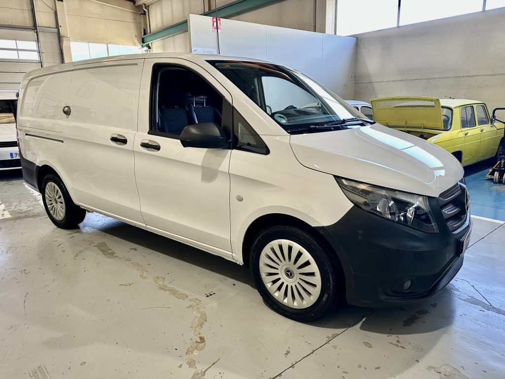 MERCEDES BENZ VITO 114CDI 2.0CDI 136CV 9GTRONIC FURGON PRO LARGA RWD (T. TRAS.) + CLIMATIZADOR + EXTRAS - foto 30