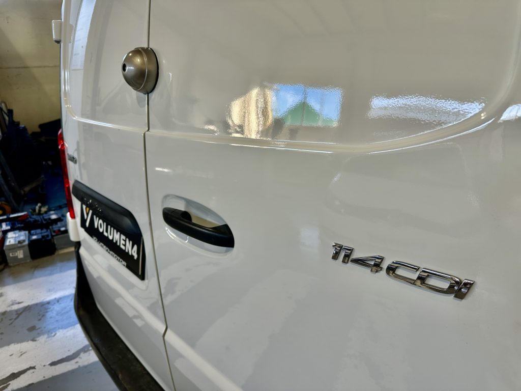 MERCEDES BENZ VITO 114CDI 2.0CDI 136CV 9GTRONIC FURGON PRO LARGA RWD (T. TRAS.) + CLIMATIZADOR + EXTRAS - foto 2