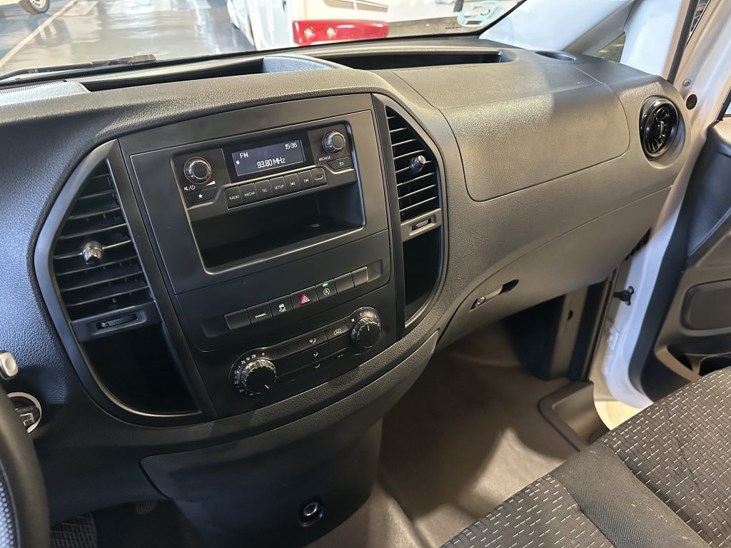 MERCEDES BENZ VITO 114CDI 2.0CDI 136CV 9GTRONIC FURGON PRO LARGA RWD (T. TRAS.) + CLIMATIZADOR + EXTRAS - foto 14