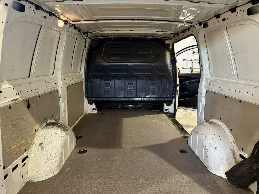 MERCEDES BENZ VITO 114CDI 2.0CDI 136CV 9GTRONIC FURGON PRO LARGA RWD (T. TRAS.) + CLIMATIZADOR + EXTRAS - foto 18