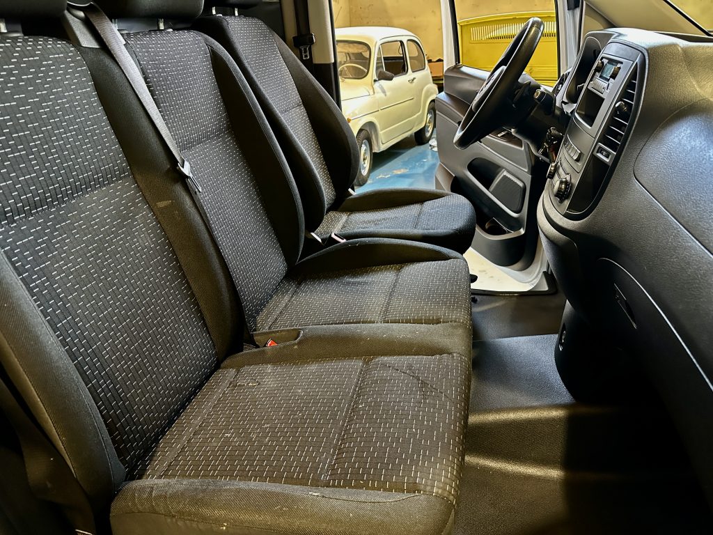 MERCEDES BENZ VITO 114CDI 2.0CDI 136CV 9GTRONIC FURGON PRO LARGA RWD (T. TRAS.) + CLIMATIZADOR + EXTRAS - foto 23