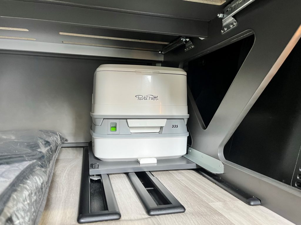 CITROEN JUMPY SPACETOURER 1.5BLUEHDI 150CV RIP CURL + EQUIPAMIENTO VIVIENDA + EXTRAS - foto 5