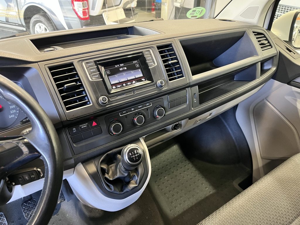 VOLKSWAGEN CARAVELLE 2.0TDI 102CV BMT PACK VIVIENDA + TECHO ELEVABLE REIMO + EXTRAS - foto 16