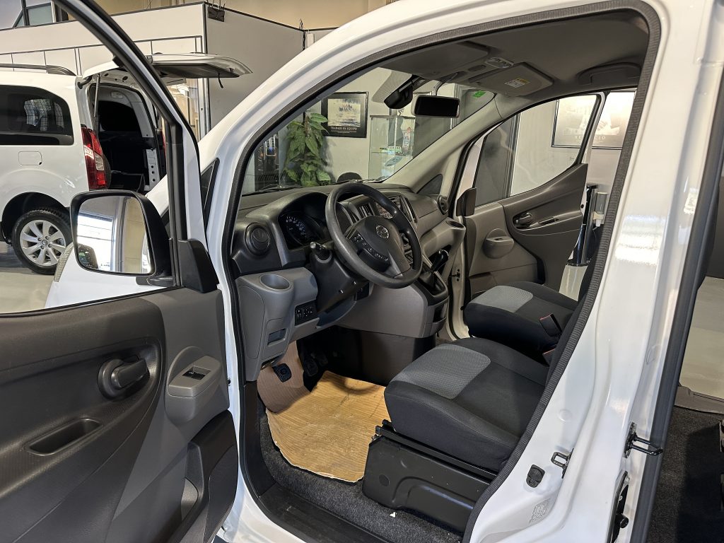 NISSAN NV200 1.5DCI 90CV EVALIA PREMIUM PORTON + D. PTA. LAT. + PACK VIVIENDA «BY TINKERVAN» - foto 23