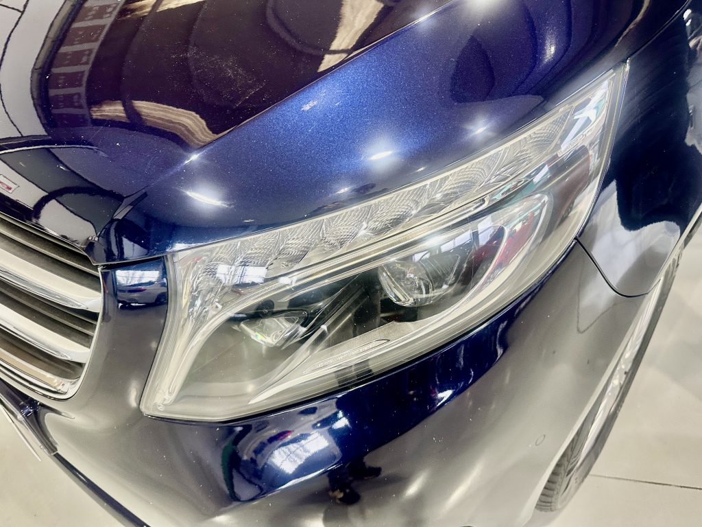 MB V220d 163CV 7GTRONIC LARGA PAQ EXCLUSIVE 6 PL. DOBLE PTA. + LED + EXTRAS / AZUL CAVANSITA - foto 14