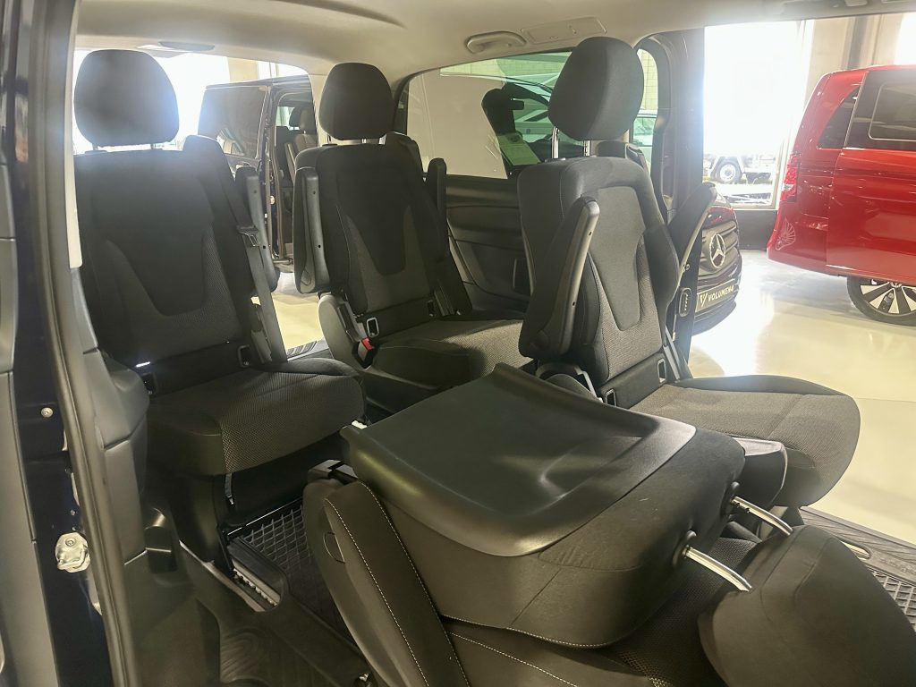 MB V220d 163CV 7GTRONIC LARGA PAQ EXCLUSIVE 6 PL. DOBLE PTA. + LED + EXTRAS / AZUL CAVANSITA - foto 23