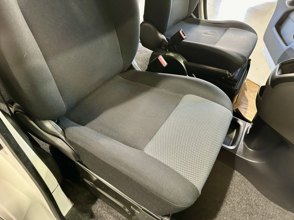 NISSAN NV200 1.5DCI 90CV EVALIA PREMIUM PORTON + D. PTA. LAT. + PACK VIVIENDA «BY TINKERVAN» - foto 34