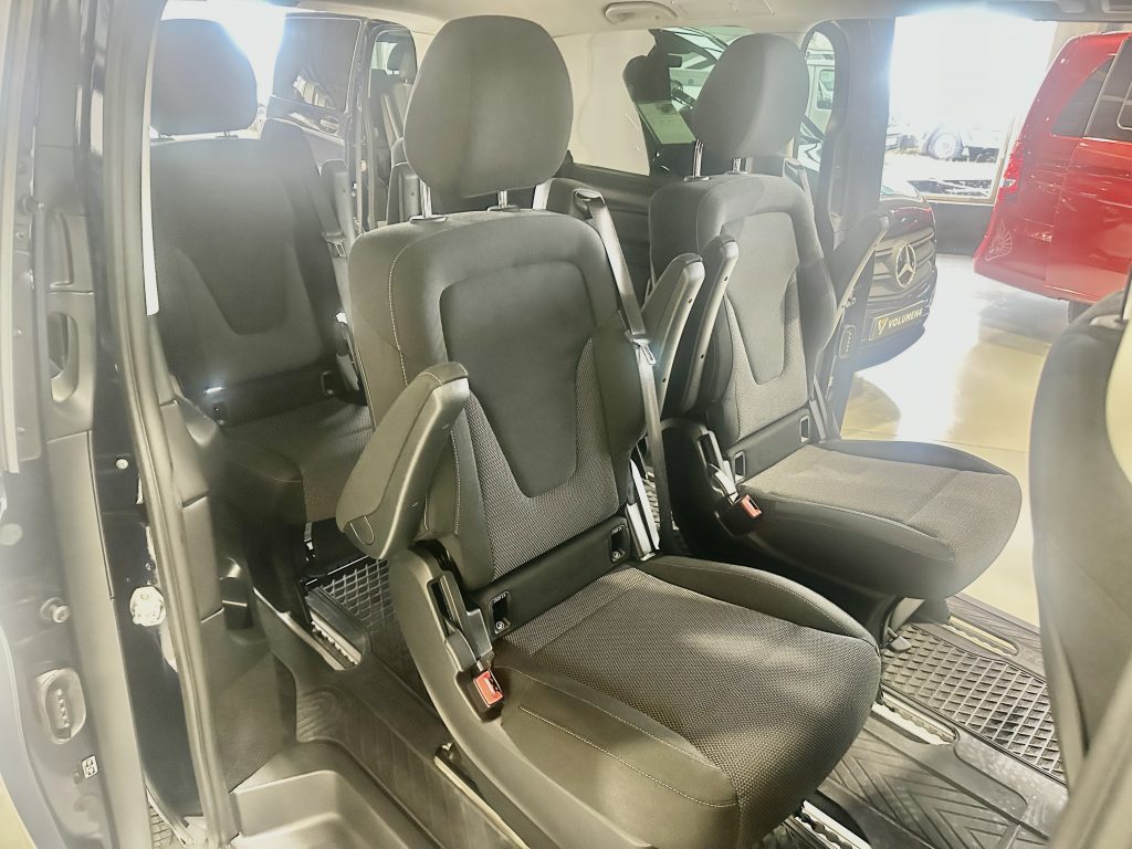 MB V220d 163CV 7GTRONIC LARGA PAQ EXCLUSIVE 6 PL. DOBLE PTA. + LED + EXTRAS / AZUL CAVANSITA - foto 25