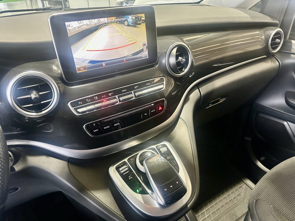 MB V220d 163CV 7GTRONIC LARGA PAQ EXCLUSIVE 6 PL. DOBLE PTA. + LED + EXTRAS / AZUL CAVANSITA - foto 28