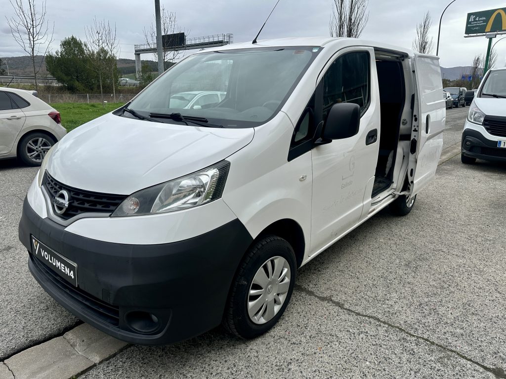 NISSAN NV200 1.5DCI 110CV FURGÓN COMFORT L1 4,2m3 DOBLE PTA LATERAL / 880KG CARGA UTIL - foto 36