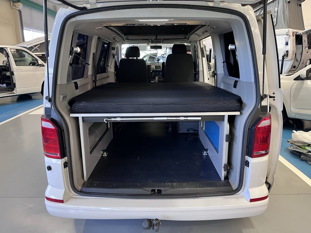 VOLKSWAGEN CARAVELLE T6 2.0TDI 102CV BMT PACK VIVIENDA BYTINKERVAN + TECHO ELEV SCA - foto 15