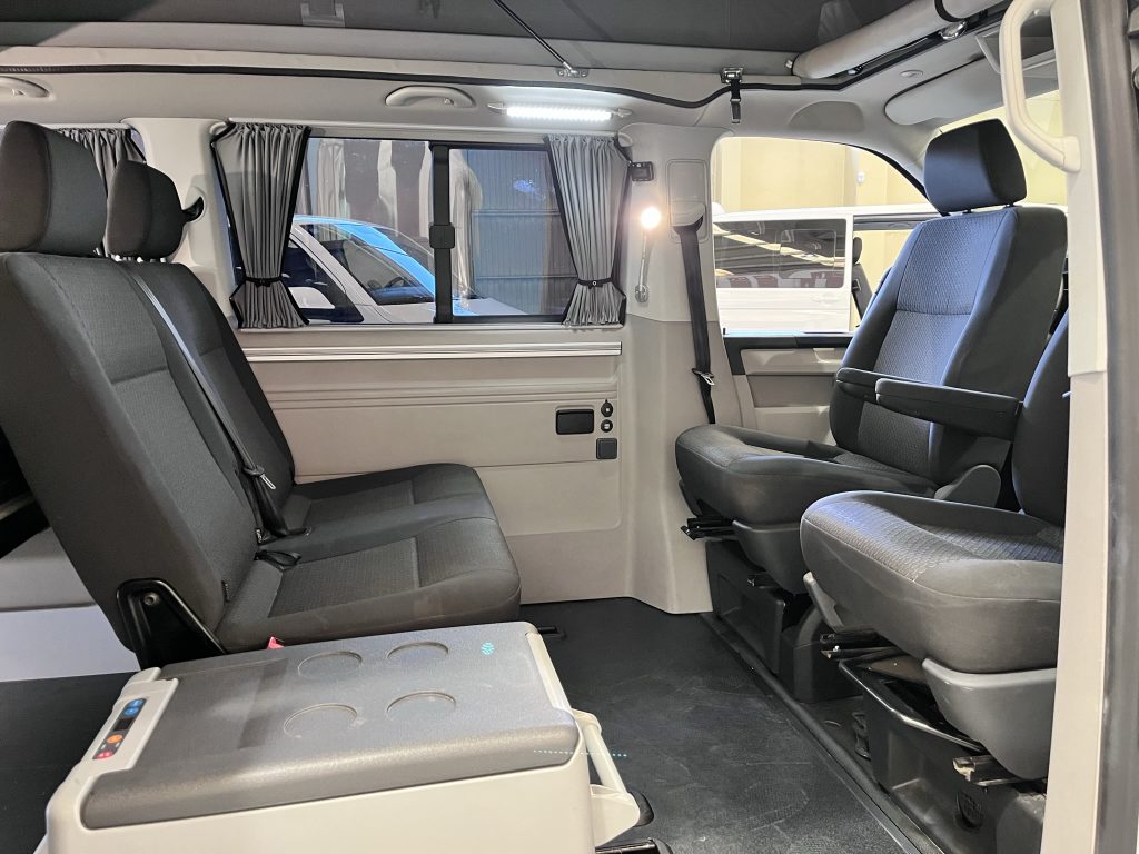 VOLKSWAGEN CARAVELLE T6 2.0TDI 102CV BMT PACK VIVIENDA BYTINKERVAN + TECHO ELEV SCA - foto 19