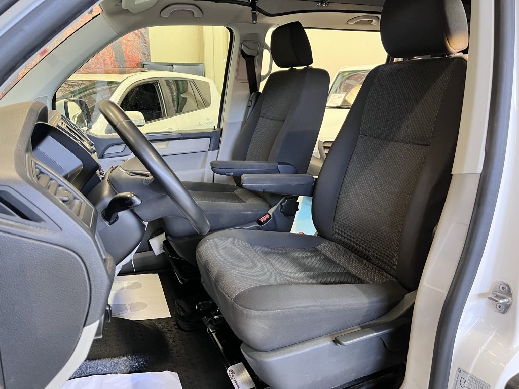 VOLKSWAGEN CARAVELLE T6 2.0TDI 102CV BMT PACK VIVIENDA BYTINKERVAN + TECHO ELEV SCA - foto 22