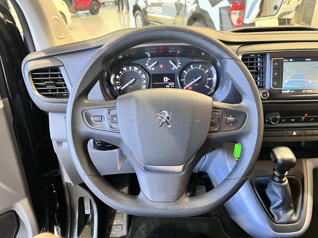 PEUGEOT EXPERT 1.5BLUEHDI 120CV LONG PACK TRAVELLER COMBI 9 + NAVEGADOR + CLIMAT. TRASERO + EXTRAS - foto 16