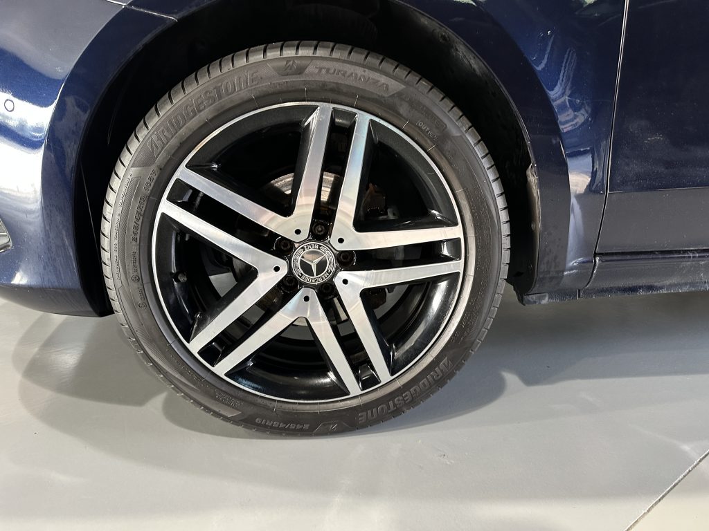 MB V220d 163CV 7GTRONIC LARGA PAQ EXCLUSIVE 6 PL. DOBLE PTA. + LED + EXTRAS / AZUL CAVANSITA - foto 32