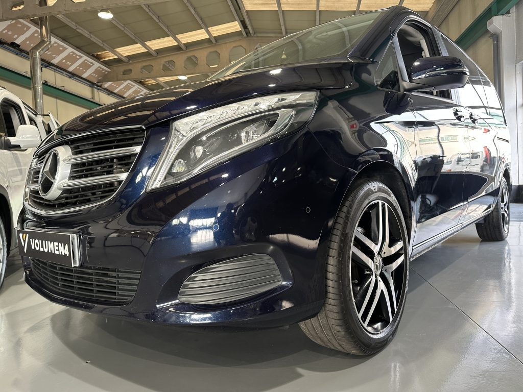 MB V220d 163CV 7GTRONIC LARGA PAQ EXCLUSIVE 6 PL. DOBLE PTA. + LED + EXTRAS / AZUL CAVANSITA - foto 34