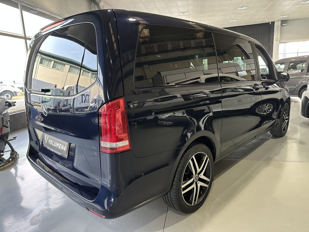 MB V220d 163CV 7GTRONIC LARGA PAQ EXCLUSIVE 6 PL. DOBLE PTA. + LED + EXTRAS / AZUL CAVANSITA - foto 37