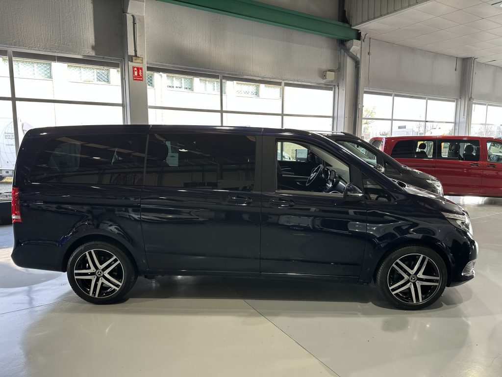 MB V220d 163CV 7GTRONIC LARGA PAQ EXCLUSIVE 6 PL. DOBLE PTA. + LED + EXTRAS / AZUL CAVANSITA - foto 38