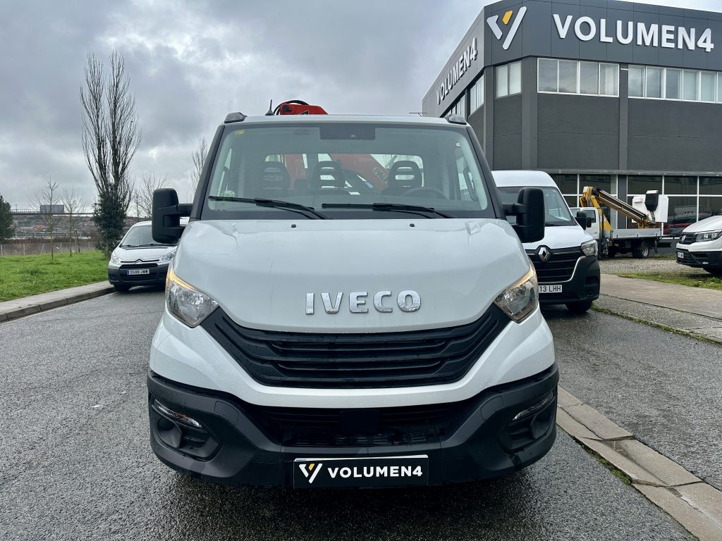 IVECO 35C16 2.3d 160CV M6 C/C RS 3.750mm RWD GRUA PALFINGER PK 3800B + CAJA AB 3,70 x 2,00 / CARGA UTIL 295 KG - foto 5