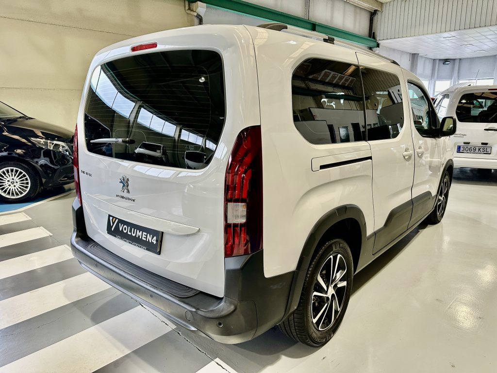 PEUGEOT RIFTER 1.5 BlueHDI 100CV LONG 5 PL. ACTIVE PACK ALLURE + PACK VIVIENDA by TINKERVAN - foto 36