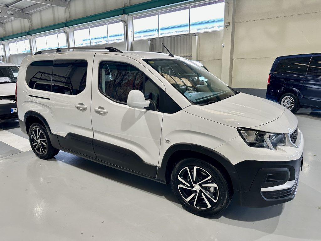 PEUGEOT RIFTER 1.5 BlueHDI 100CV LONG 5 PL. ACTIVE PACK ALLURE + PACK VIVIENDA by TINKERVAN - foto 37