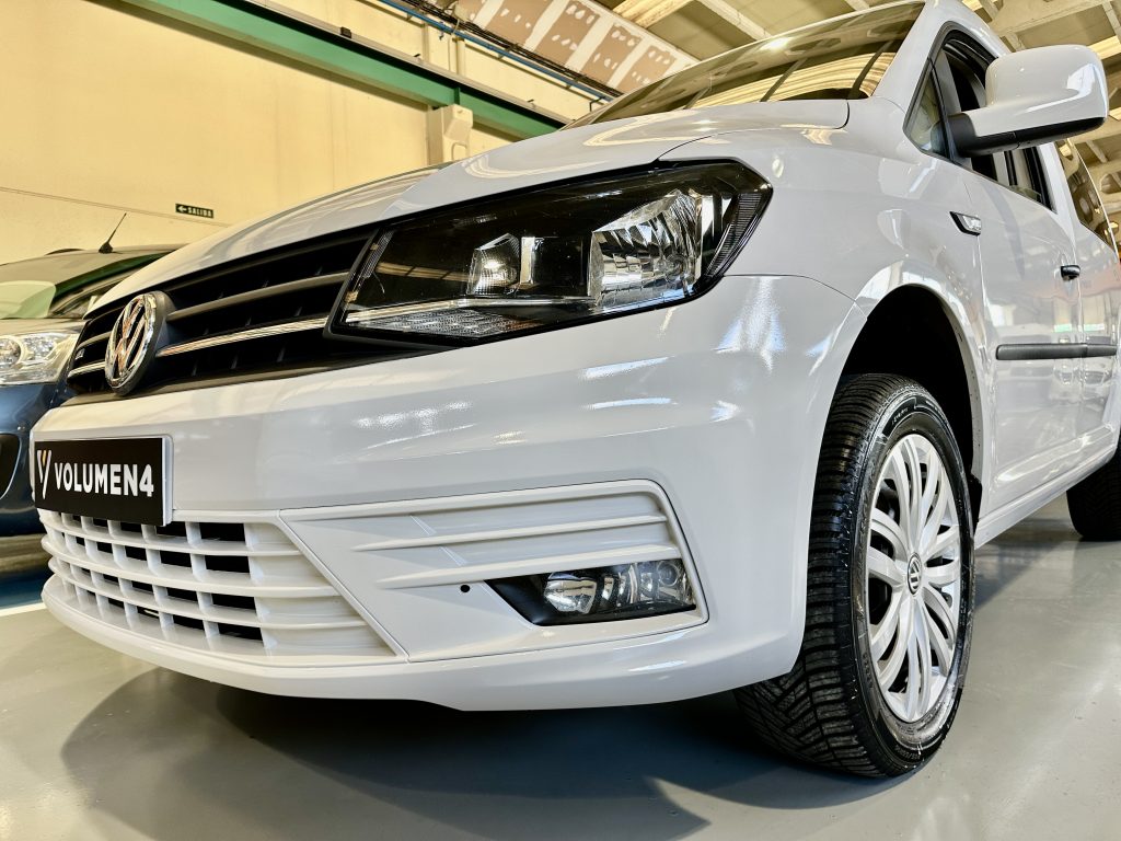 VOLKSWAGEN CADDY 2.0TDI BMT 122CV KOMBI 5 PL. TRENDLINE HIMALAYA 4MOTION 6 VEL + EXTRAS / BLANCO CANDY - foto 10