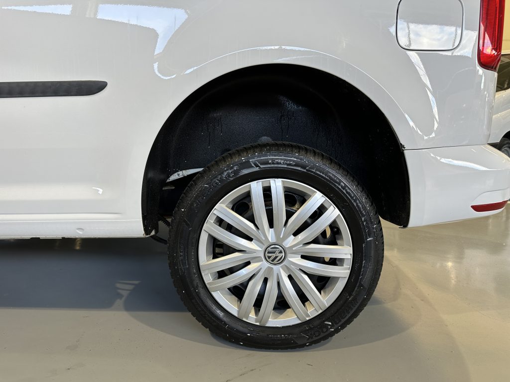 VOLKSWAGEN CADDY 2.0TDI BMT 122CV KOMBI 5 PL. TRENDLINE HIMALAYA 4MOTION 6 VEL + EXTRAS / BLANCO CANDY - foto 12